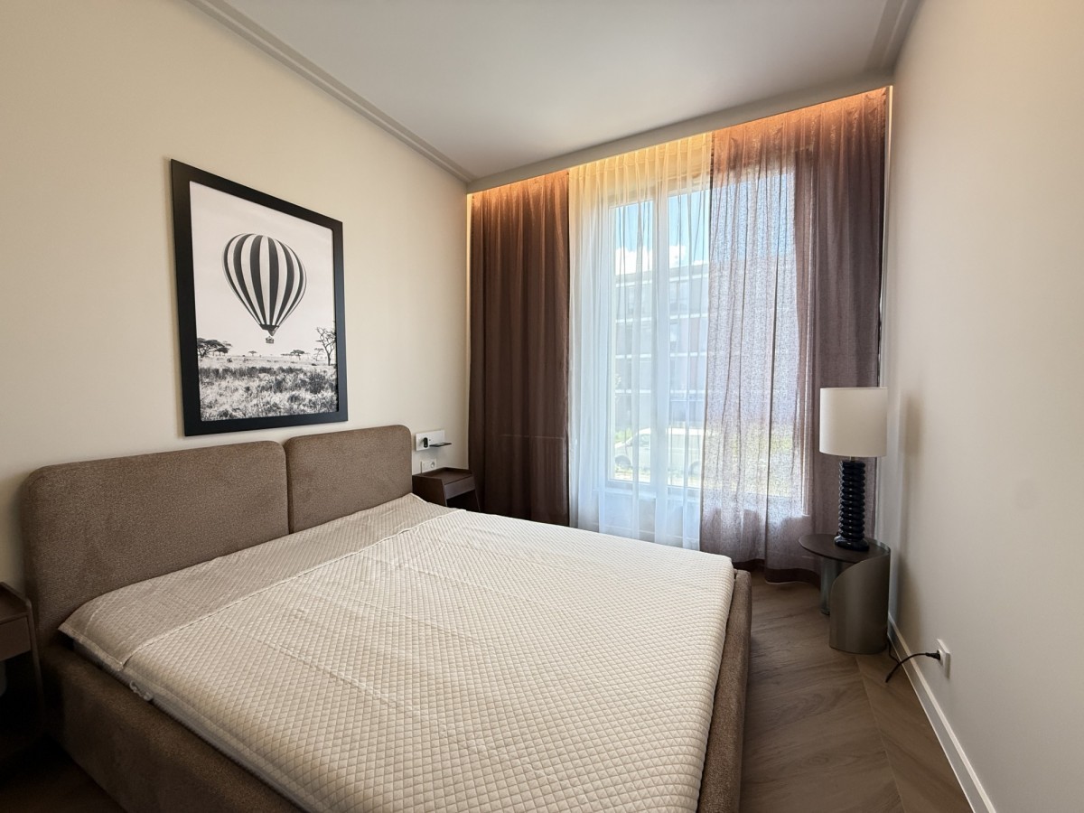 Warszawa · ul. Jerzego Holzera — 21