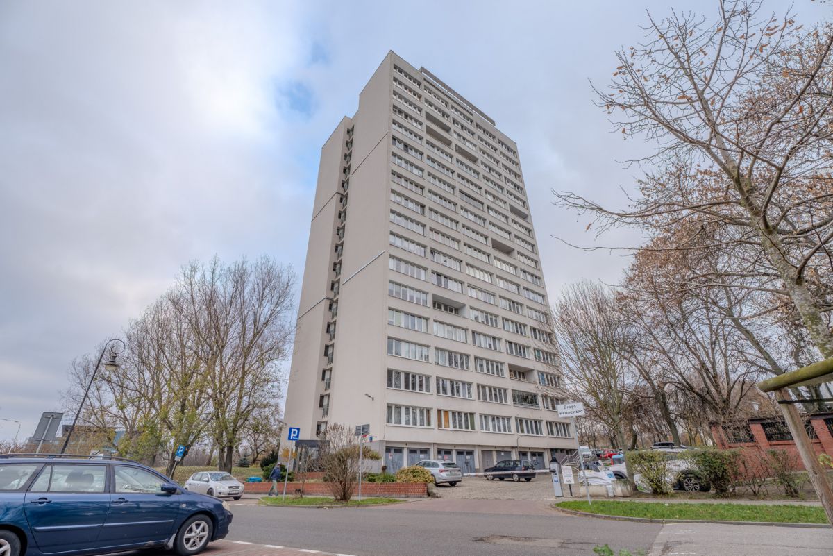 Warszawa · ul. Kazimierza Promyka — 9