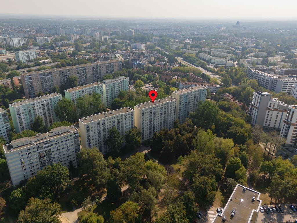 Warszawa · ul. Katalońska — 14