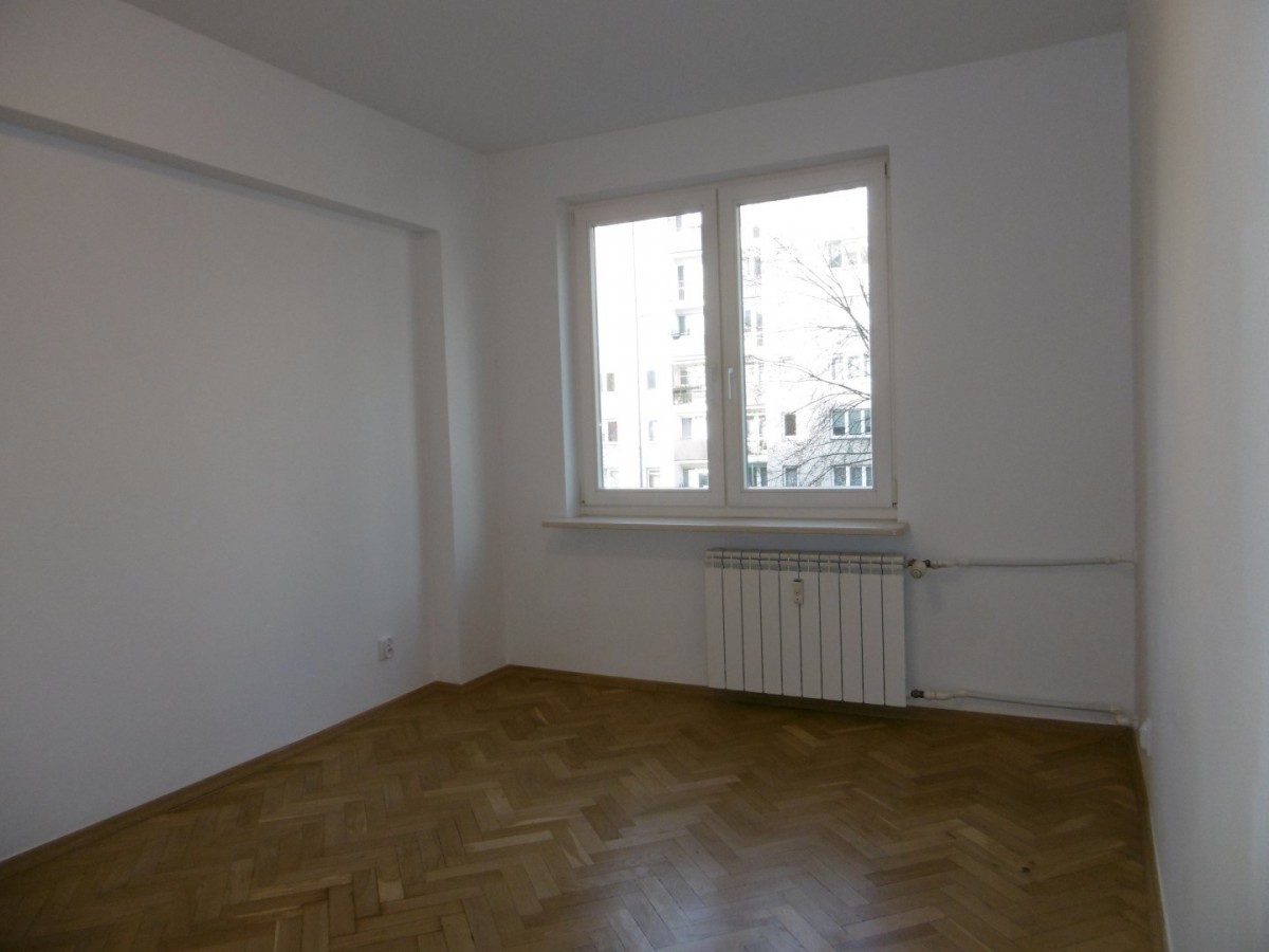 Warszawa · Śródmieście — 9