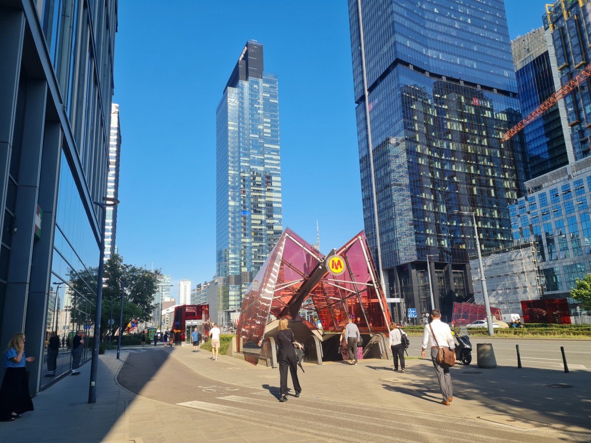 Warszawa · ul. Giełdowa — 13