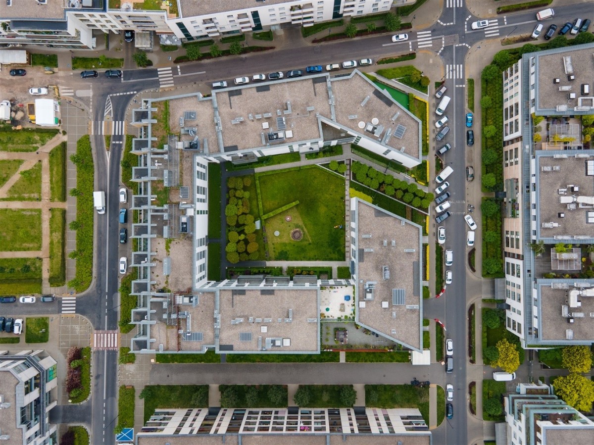 Warszawa · ul. Kazachska — 23