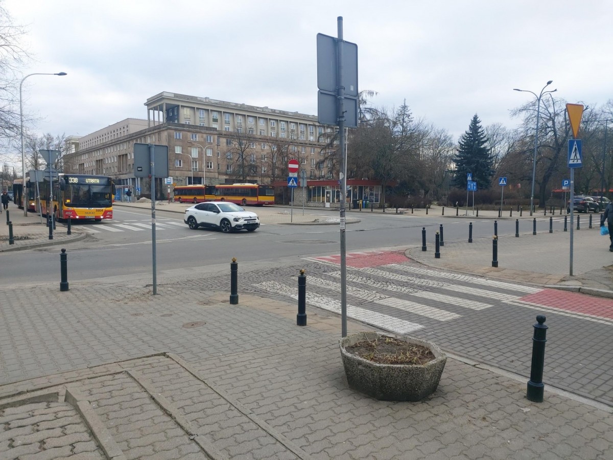 Warszawa · ul. Władysława Skoczylasa — 4