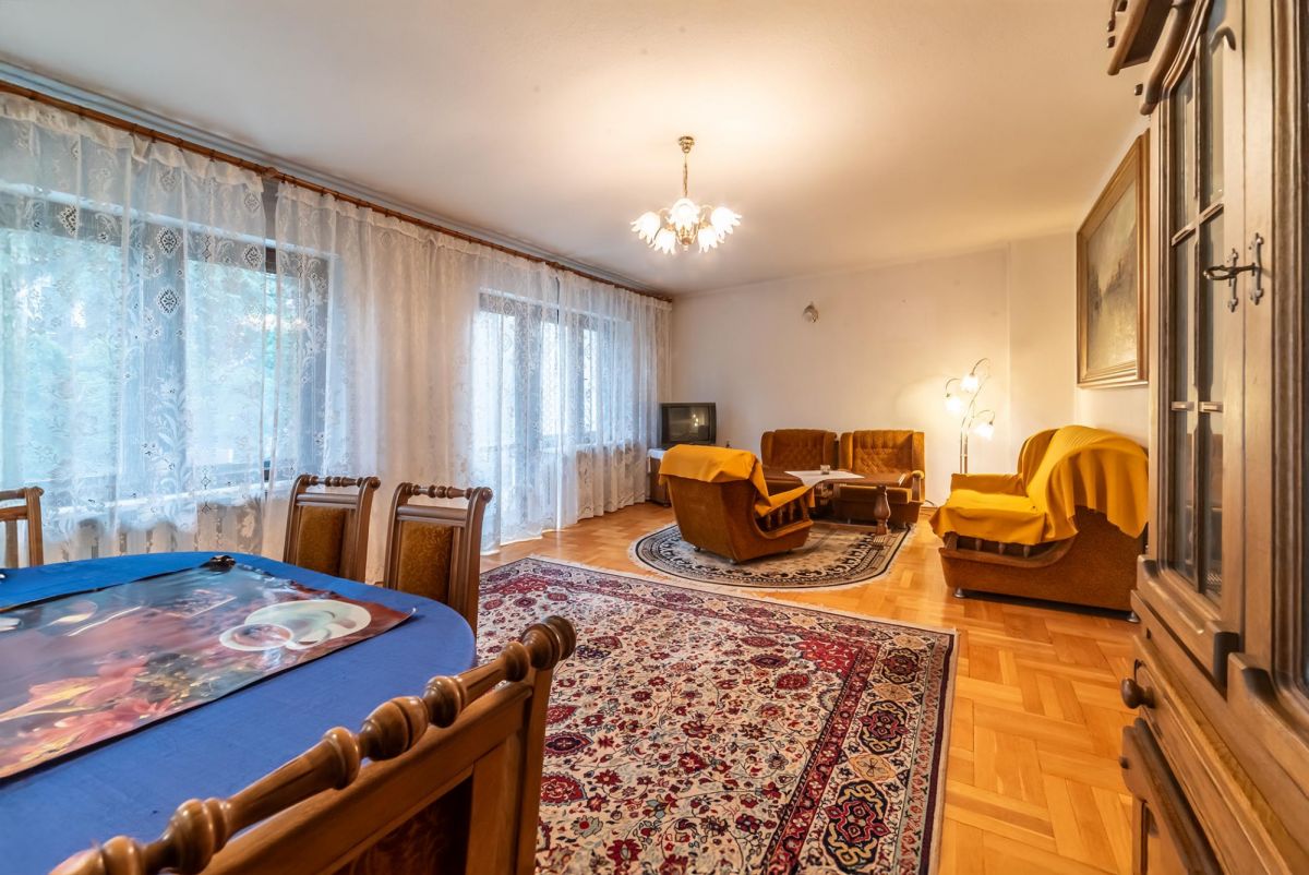 Warszawa · ul. Wojciecha Korfantego — 25