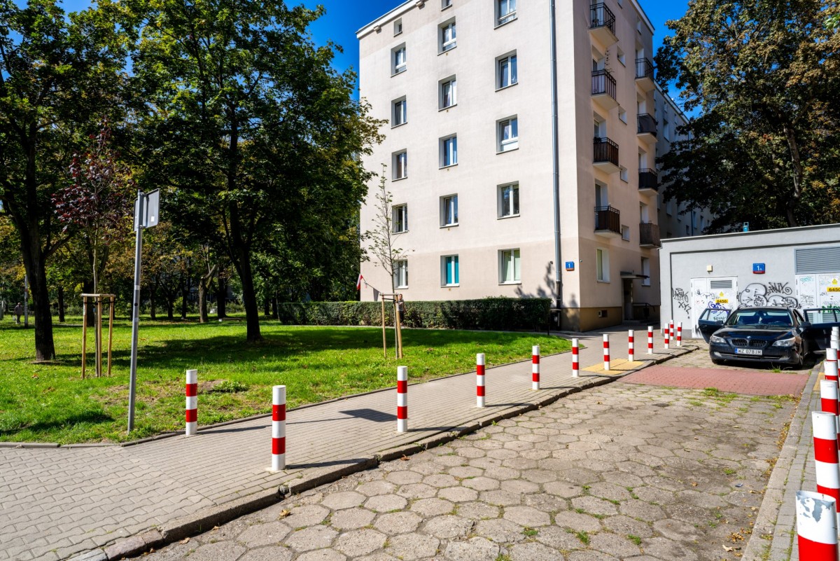 Warszawa · ul. Białobrzeska — 19