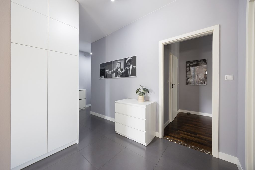 Warszawa · ul. Prymasa Augusta Hlonda — 14