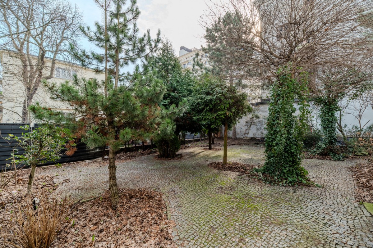 Warszawa · ul. Belwederska — 18