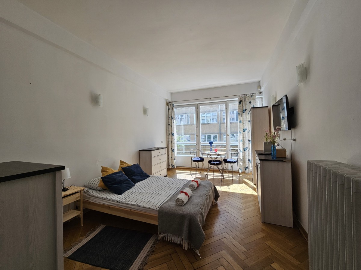 Warszawa · al. Aleja Przyjaciół — 5