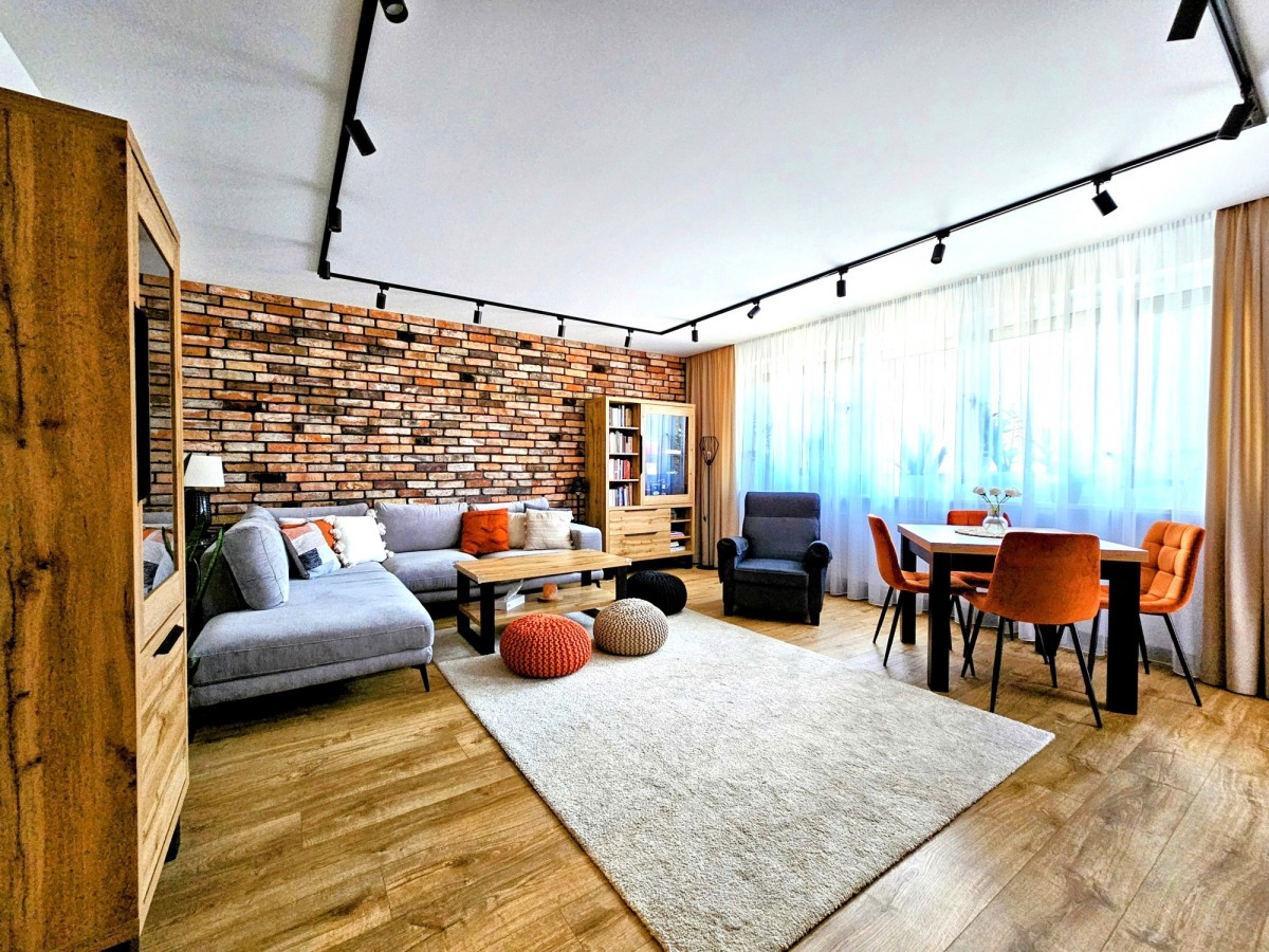 Warszawa · ul. Odkryta — 3