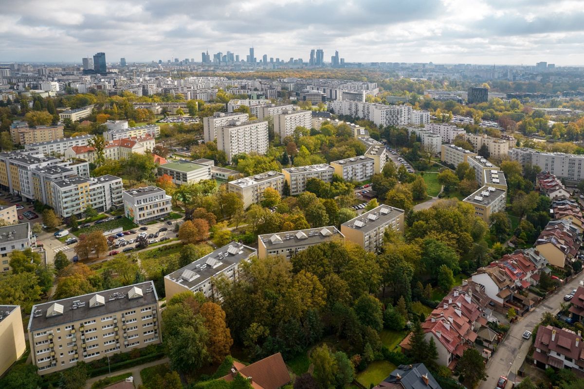 Warszawa · ul. Jasnodworska — 8