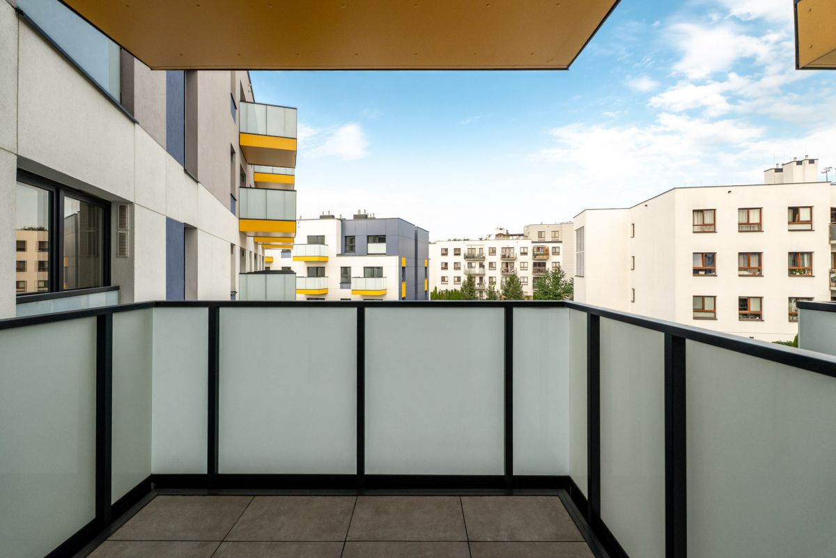 Warszawa · al. Aleja Rzeczypospolitej — 6