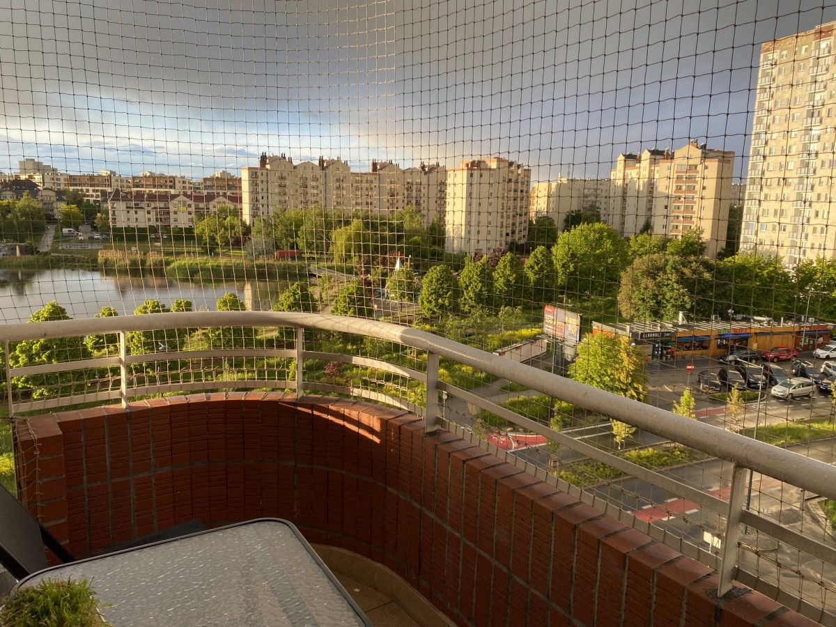 Warszawa · ul. gen. Romana Abrahama — 13