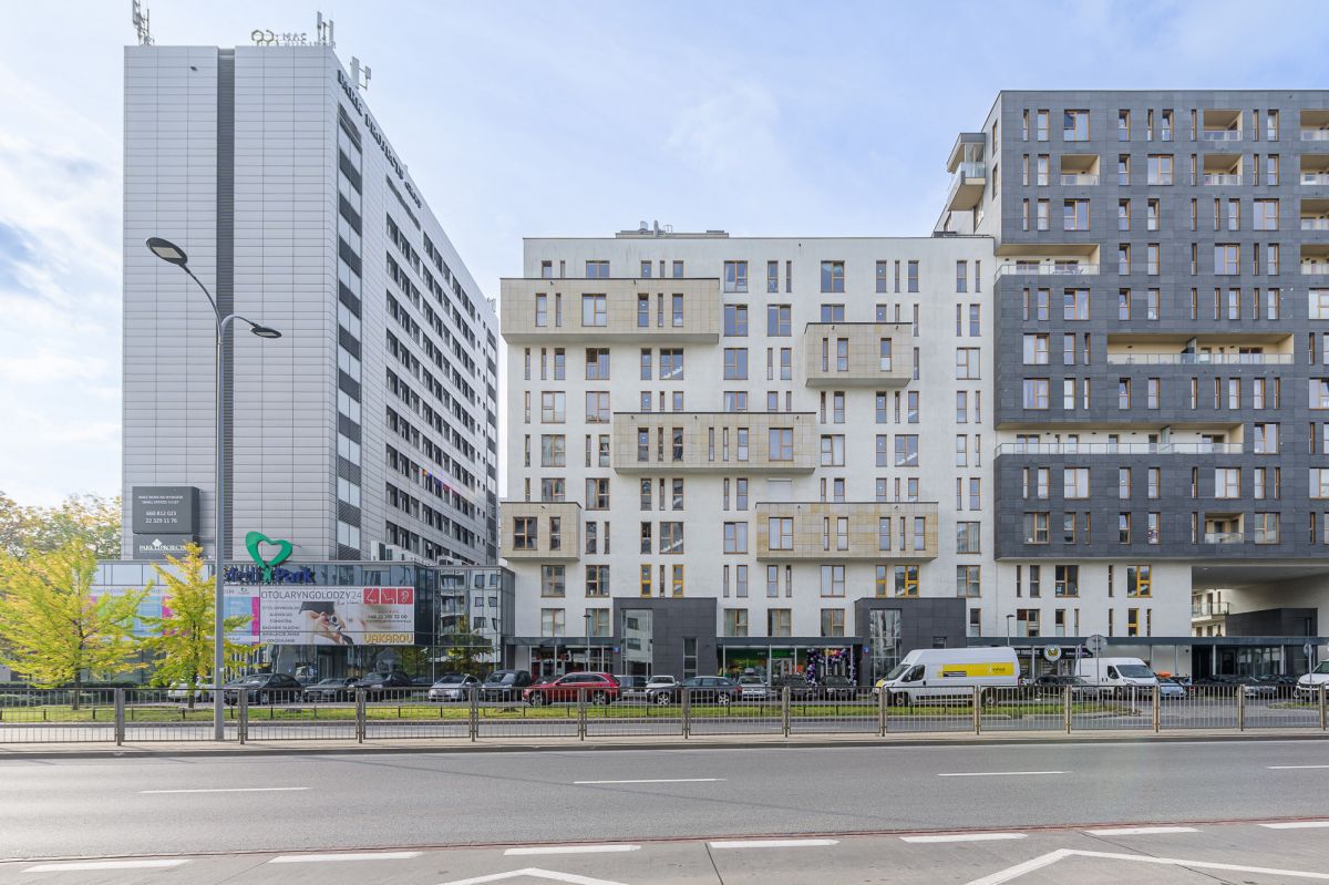 Warszawa · ul. Cybernetyki — 19