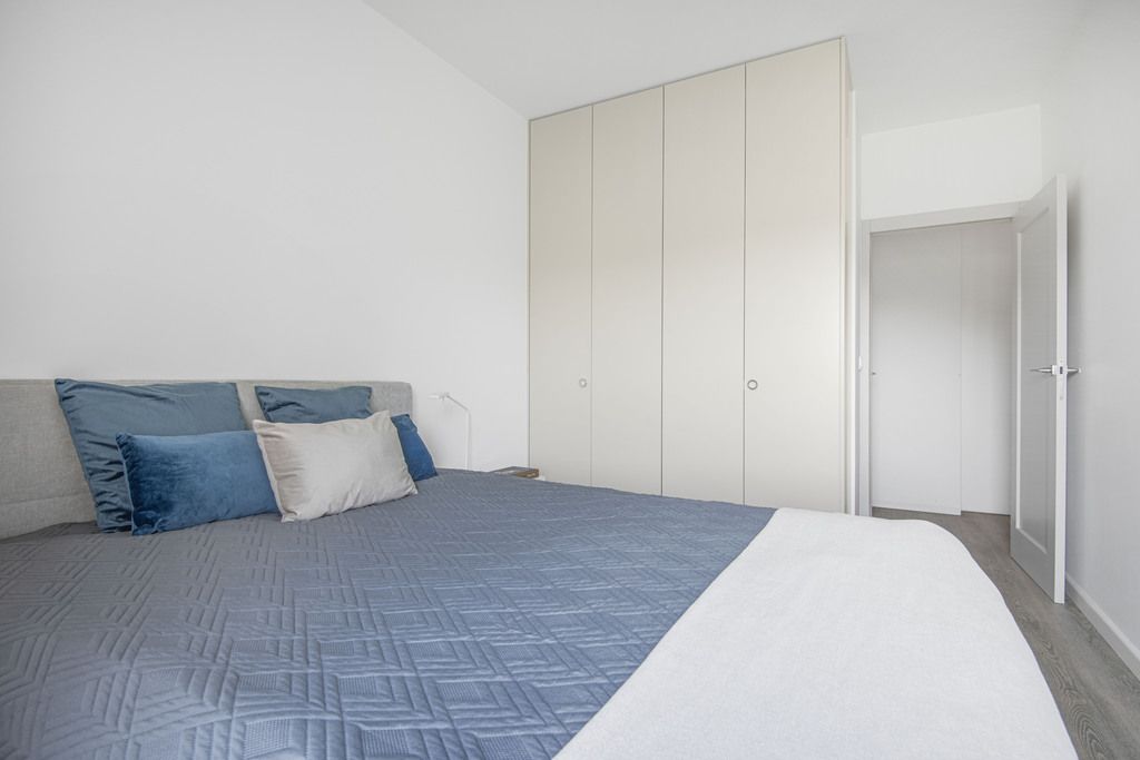 Warszawa · ul. Bluszczańska — 10