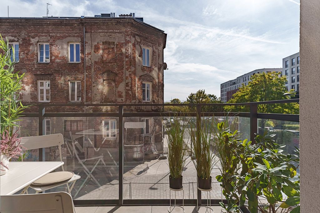 Warszawa · ul. Stefana Okrzei — 12
