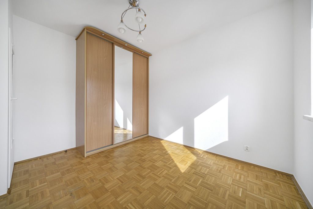 Warszawa · ul. Sokratesa — 2