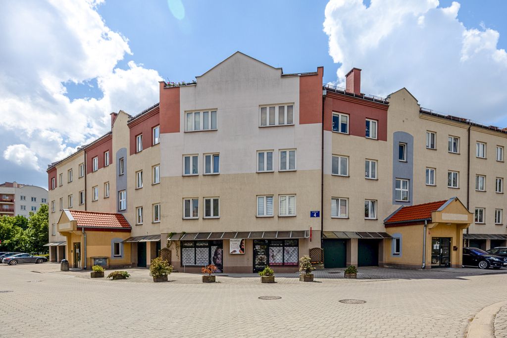 Warszawa · ul. Małej Łąki — 15