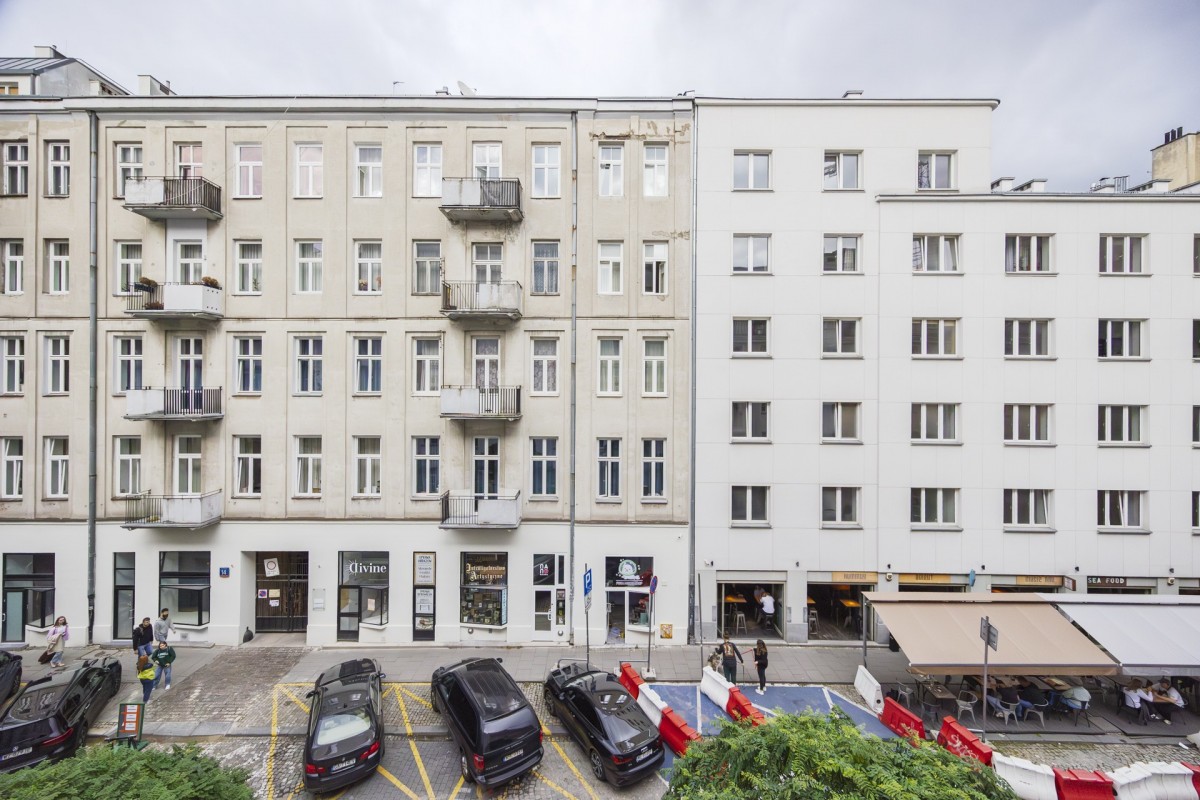 Warszawa · ul. Poznańska — 18