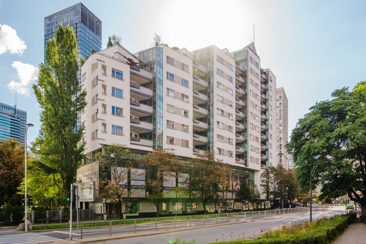 Warszawa · ul. Grzybowska — 9