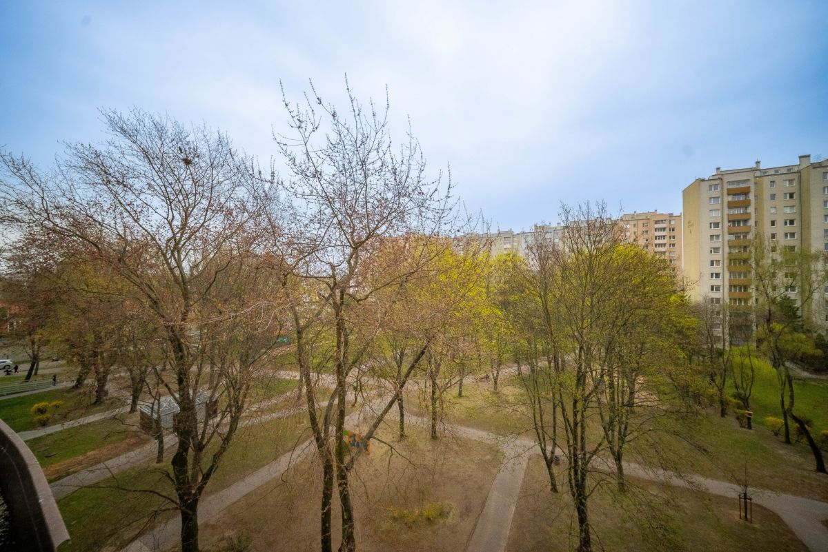 Warszawa · ul. Anieli Krzywoń — 27