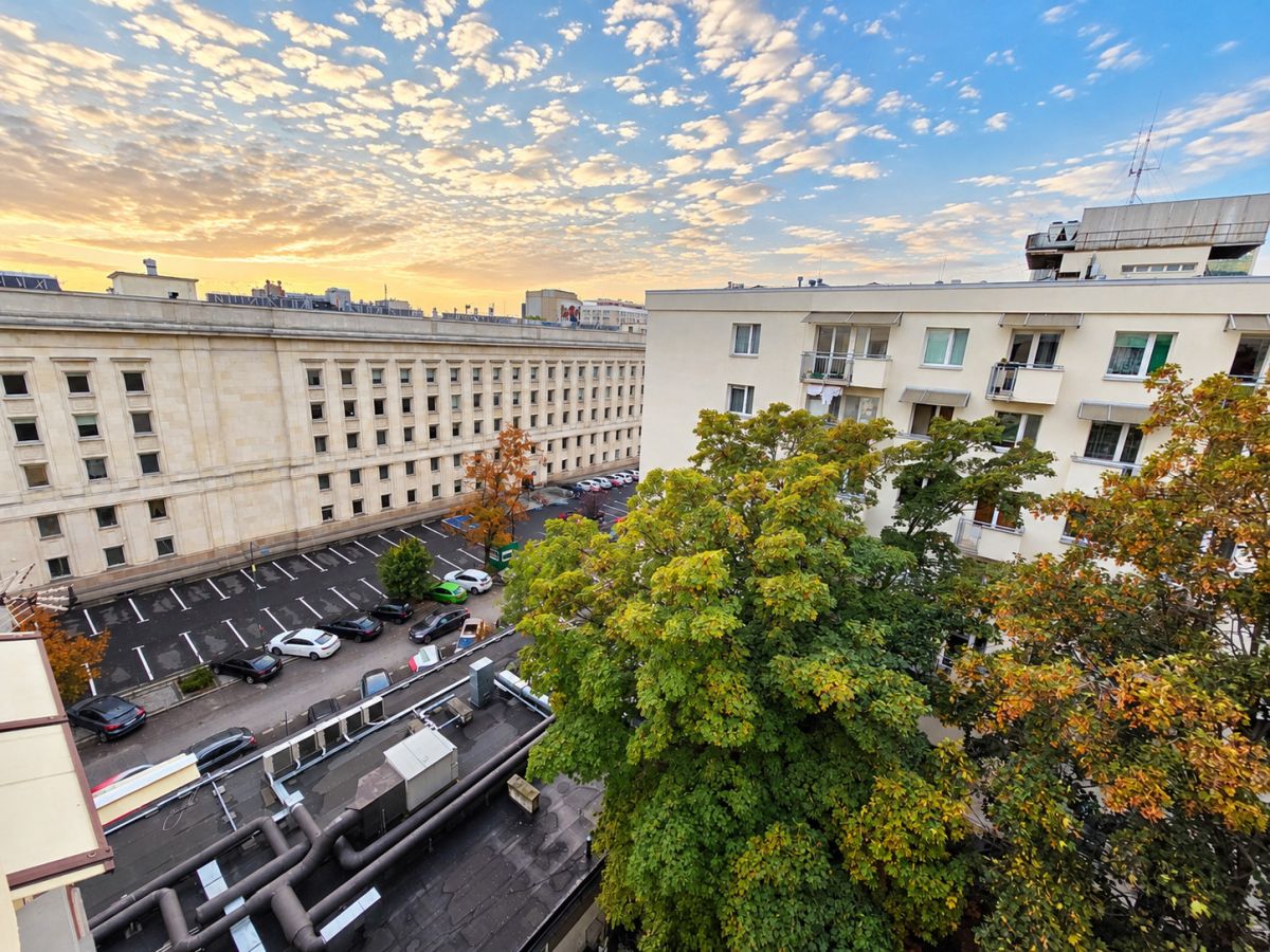 Warszawa · ul. Żurawia — 8