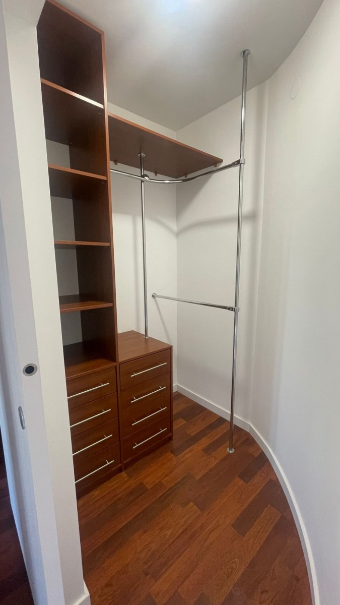 Warszawa · al. Aleja Komisji Edukacji Narodowej — 14