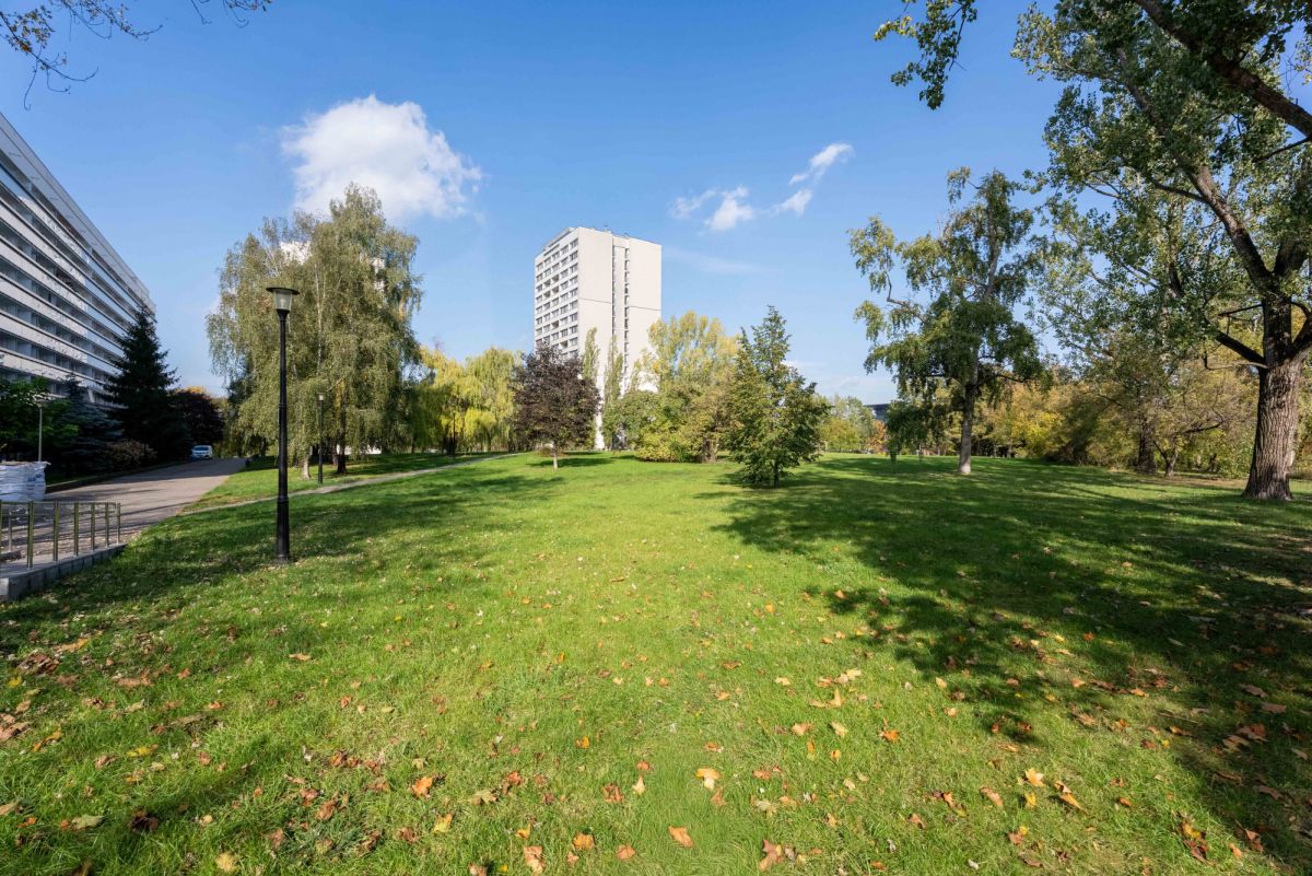 Warszawa · ul. Kazimierza Promyka — 17