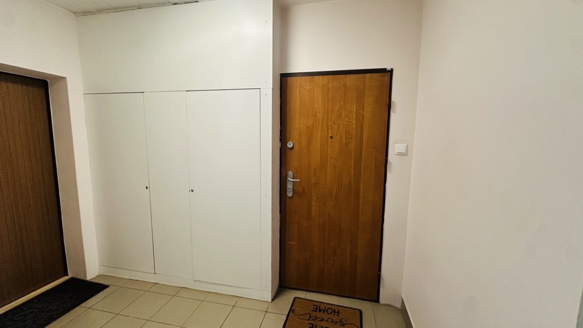 Warszawa · ul. Krzysztofa Kiersnowskiego — 23