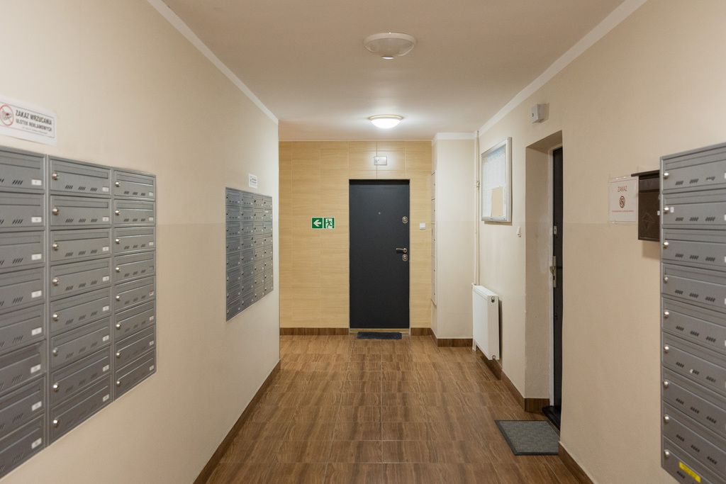 Warszawa · ul. Cieszyńska — 14