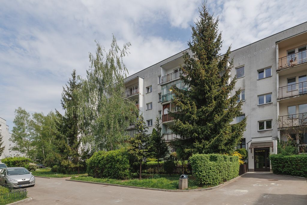 Warszawa · ul. Jana Żabińskiego — 13
