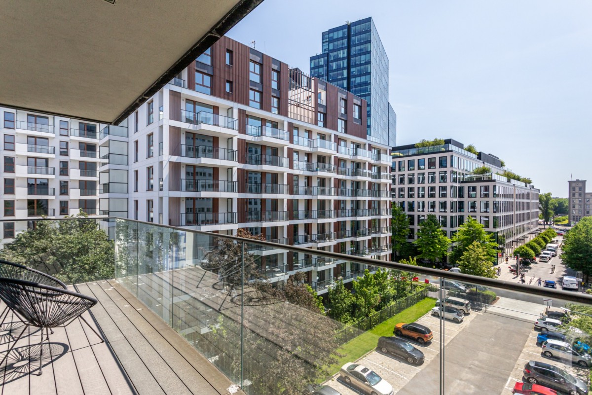Warszawa · ul. Złota — 12