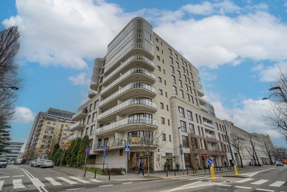 Warszawa · ul. Siedmiogrodzka — 16