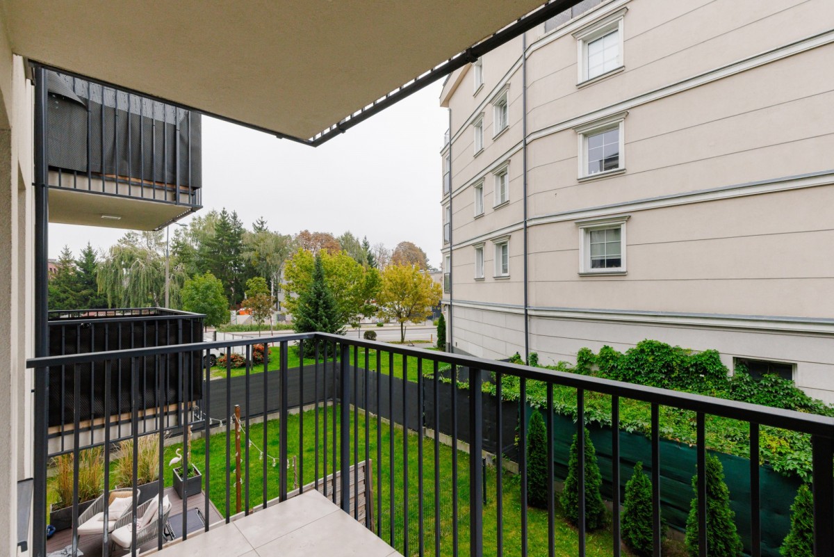 Warszawa · ul. Dźwigowa — 11